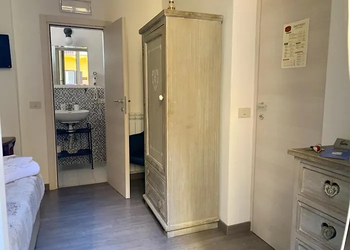 Casa Vicenza 4* Roma