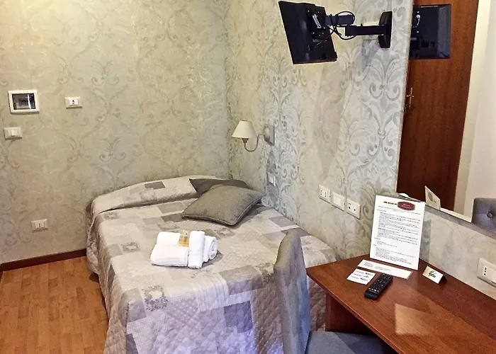 Casa Vicenza 4* Roma